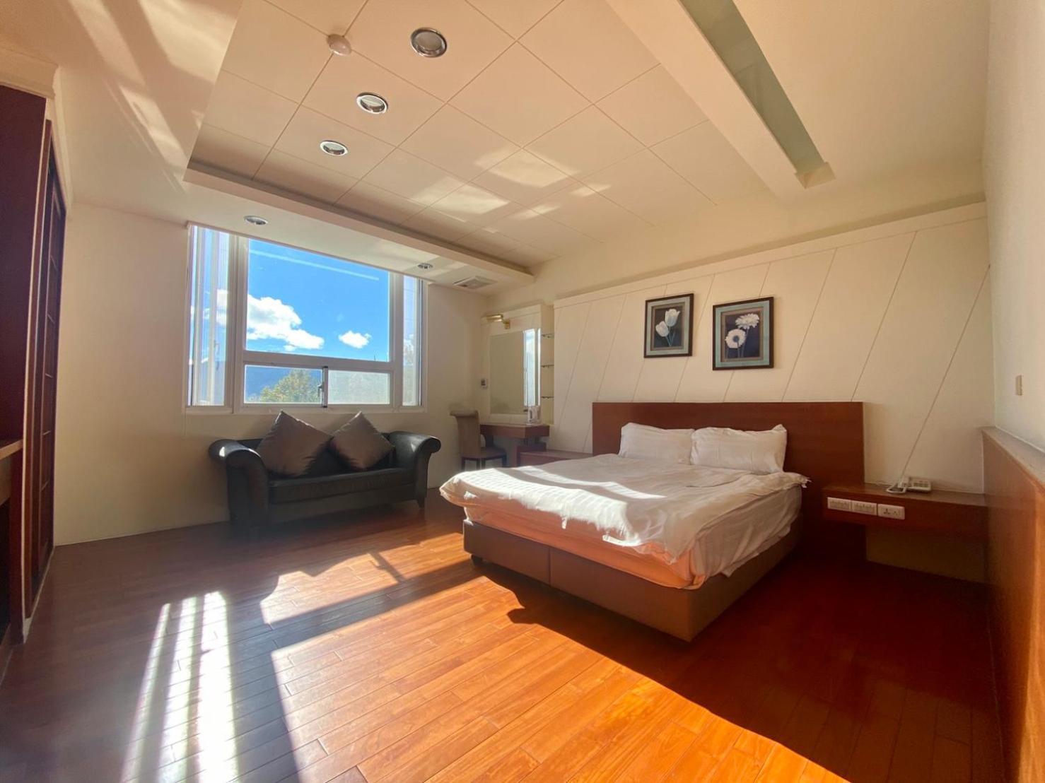 Ailiga Travel Villa Renai Pokoj fotografie